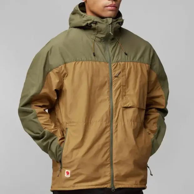 Vindjakke til herreFjällräven High Coast Jacket 662